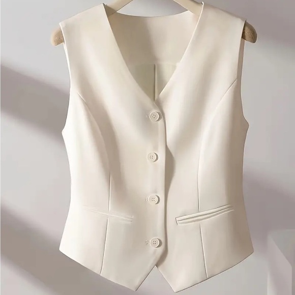 Jackets & Blazers - NEW Elegant White V-Neck Sleeveless Vest for Women - Button Front